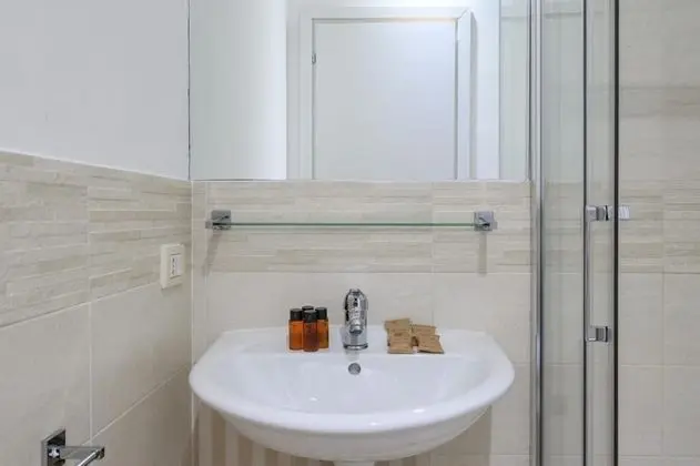 Luxury Dört Kişilik Oda, Sıcak Su Havuzu, Bahçe Manzaralı
