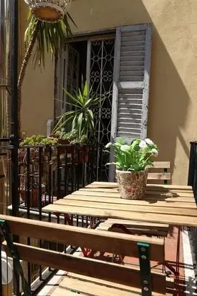 Tek Büyük veya İki Ayrı Yataklı Oda, Sigara İçilebilir (Room 7)