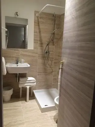 Classic Tek Büyük veya İki Ayrı Yataklı Oda