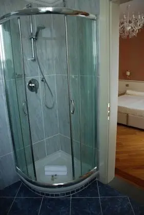 Classic Tek Büyük veya İki Ayrı Yataklı Oda