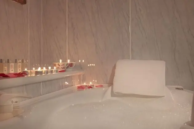 Exclusive Süit, Sıcak Su Küveti