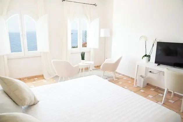 Deluxe Tek Büyük Yataklı Oda, Deniz Manzaralı