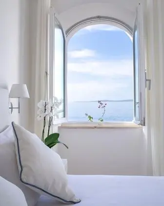 Deluxe Tek Büyük Yataklı Oda, Deniz Manzaralı