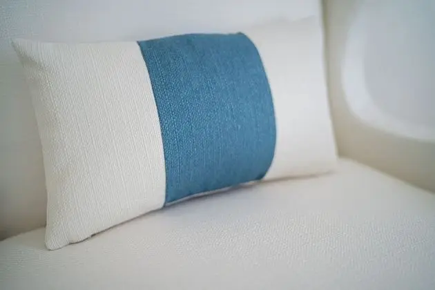 Deluxe Tek Büyük Yataklı Oda, Kısmi Deniz Manzaralı