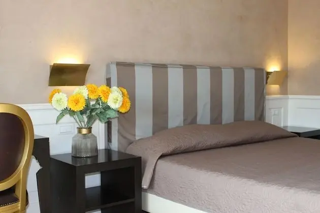 Classic Tek Büyük Yataklı Oda, 1 Büyük (Queen) Boy Yatak