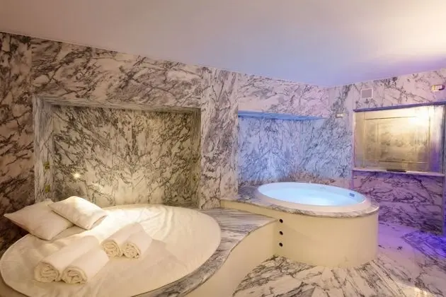 Royal Süit, Sıcak Su Havuzu, Göl Manzaralı (SPA)