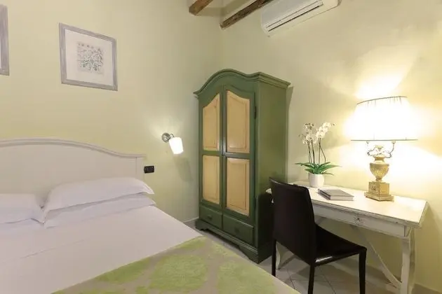 Tek Büyük Yataklı Oda, 1 Çift Kişilik Yatak