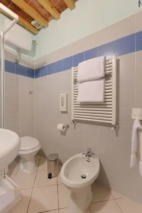 Tek Büyük Yataklı Oda, 1 Çift Kişilik Yatak