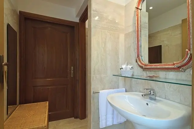 Superior Tek Büyük Yataklı Oda, Bahçe Manzaralı