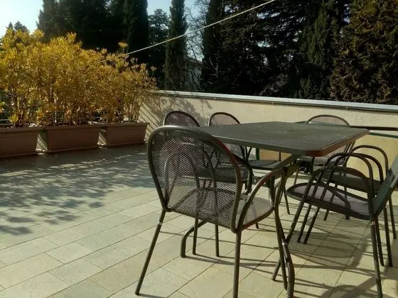 Basic Süit, Sigara İçilmez, Havuz Manzaralı