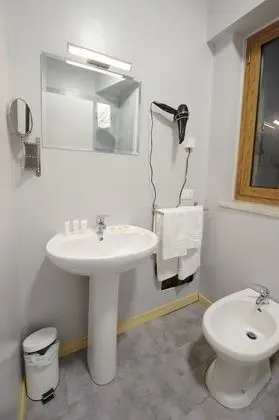 Family Oda, Özel Banyo, Bahçe Manzaralı