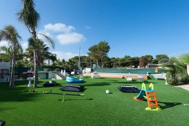 Family Oda, Özel Banyo, Bahçe Manzaralı