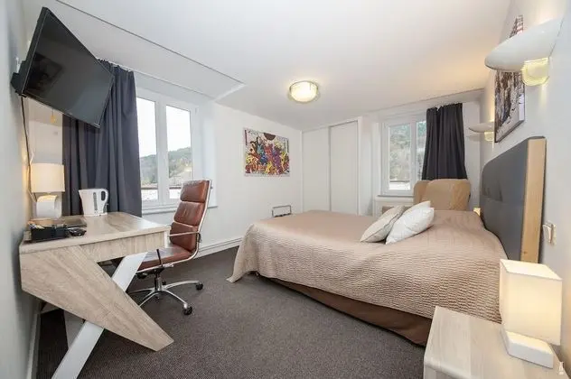 Comfort Tek Büyük Yataklı Oda