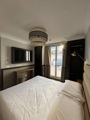 Deluxe Tek Büyük Yataklı Oda, Teras