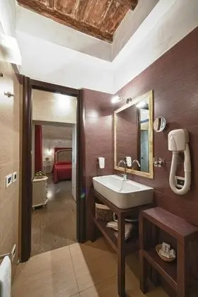 Romantic Tek Büyük Yataklı Oda, 1 En Büyük (King) Boy Yatak, Banyolu/Duşlu, Şehir Manzaralı