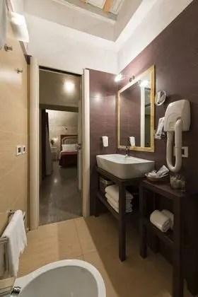 Romantic Tek Büyük Yataklı Oda, 1 En Büyük (King) Boy Yatak, Banyolu/Duşlu, Şehir Manzaralı