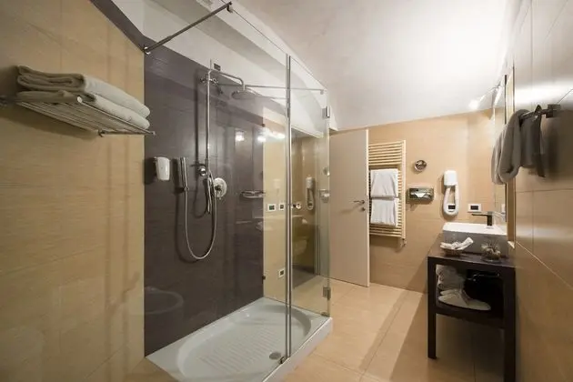 Romantic Tek Büyük Yataklı Oda, 1 En Büyük (King) Boy Yatak, Banyolu/Duşlu, Şehir Manzaralı