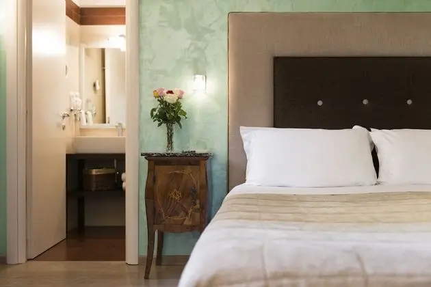 Superior Tek Büyük Yataklı Oda, 1 En Büyük (King) Boy Yatak, Banyolu/Duşlu, Şehir Manzaralı