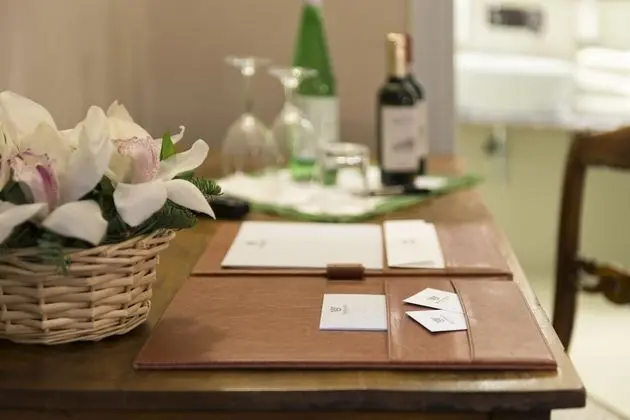 Superior Tek Büyük Yataklı Oda, 1 En Büyük (King) Boy Yatak, Banyolu/Duşlu, Şehir Manzaralı