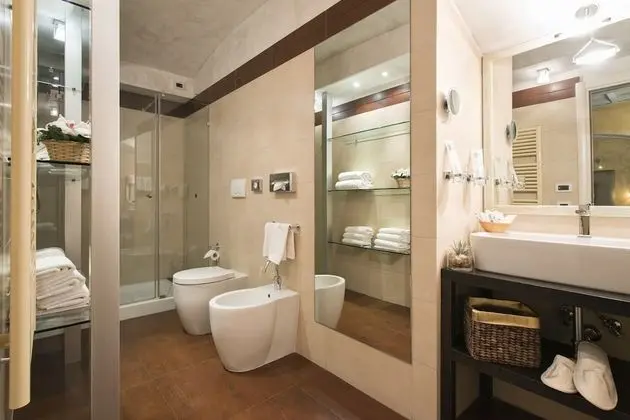 Superior Tek Büyük Yataklı Oda, 1 En Büyük (King) Boy Yatak, Banyolu/Duşlu, Şehir Manzaralı