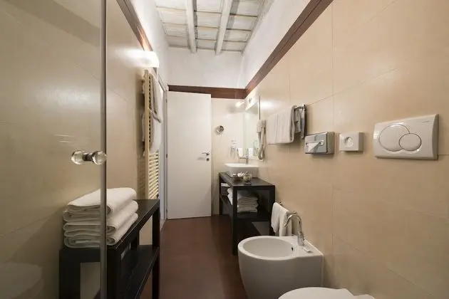 Superior Tek Büyük Yataklı Oda, 1 En Büyük (King) Boy Yatak, Banyolu/Duşlu, Şehir Manzaralı