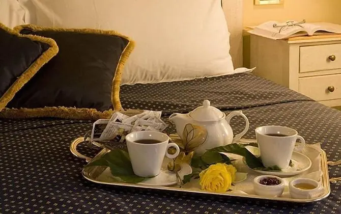 Standard Dört Kişilik Oda