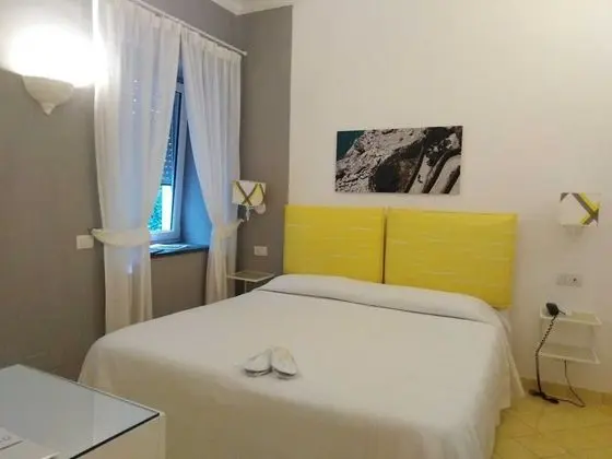 Klasik Çift kişilik oda, kraliçe yataklı veya 2 adet tek kişilik yataklı