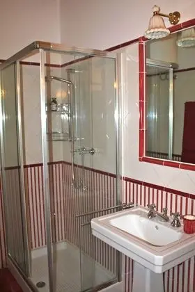 Tek Büyük Yataklı Oda, Şehir Manzaralı