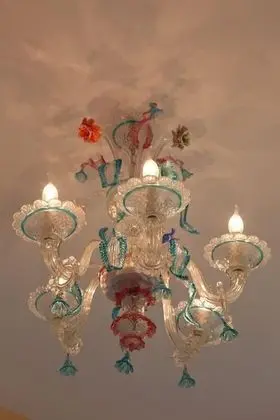 Luxury Tek Büyük Yataklı Oda