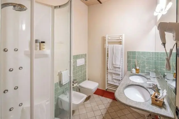 Superior Tek Büyük Yataklı Oda, 1 Çift Kişilik Yatak