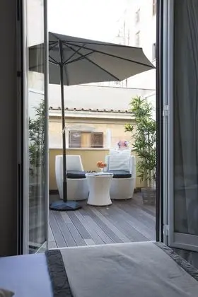 Tek Büyük Yataklı Oda, Teras