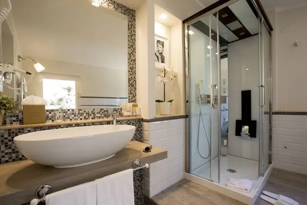 Tek Büyük Yataklı Oda, Teras