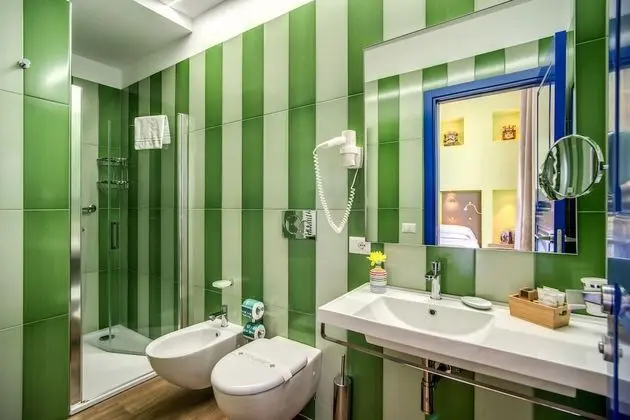 Deluxe Tek Büyük veya İki Ayrı Yataklı Oda, Balkon, Deniz Manzaralı