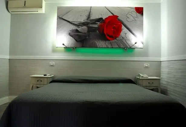 Tek Büyük veya İki Ayrı Yataklı Oda