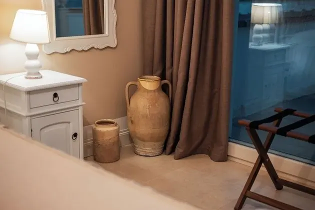 Panoramic Tek Büyük Yataklı Oda