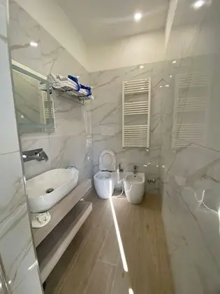 Comfort Oda, 1 Yatak Odası, Avlu Manzaralı (Box Doccia)