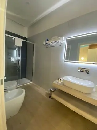 Comfort Oda, 1 Yatak Odası, Avlu Manzaralı (Box Doccia)
