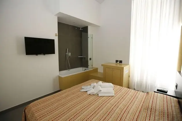 Comfort Oda, 1 Yatak Odası, Küvet, Avlu Manzaralı