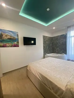 Exclusive Oda, 1 Büyük (Queen) Boy Yatak ve Çekyat, Avlu (Zona vasca idromassaggio)
