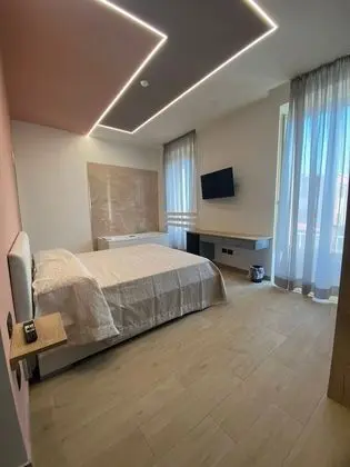 Exclusive Oda, 1 Büyük (Queen) Boy Yatak ve Çekyat, Avlu (Zona vasca idromassaggio)