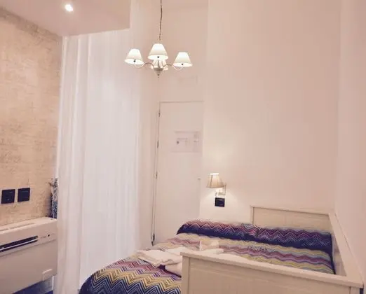 Standard Büyük Yataklı Tek Kişilik Oda, 1 Yatak Odası, Balkon, Avlu Manzaralı
