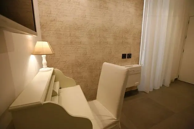 Standard Büyük Yataklı Tek Kişilik Oda, 1 Yatak Odası, Balkon, Avlu Manzaralı