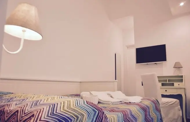 Standard Büyük Yataklı Tek Kişilik Oda, 1 Yatak Odası, Balkon, Avlu Manzaralı