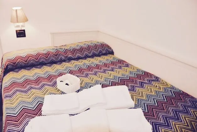 Standard Büyük Yataklı Tek Kişilik Oda, 1 Yatak Odası, Balkon, Avlu Manzaralı