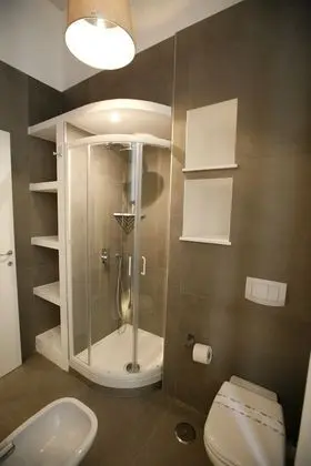 Standard Büyük Yataklı Tek Kişilik Oda, 1 Yatak Odası, Balkon, Avlu Manzaralı
