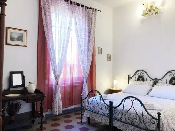 Classic Tek Büyük veya İki Ayrı Yataklı Oda, Bahçe Manzaralı