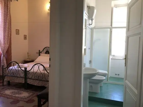Classic Tek Büyük veya İki Ayrı Yataklı Oda, Bahçe Manzaralı