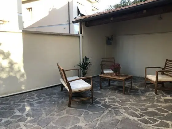 Tek Büyük Yataklı Oda, Veranda