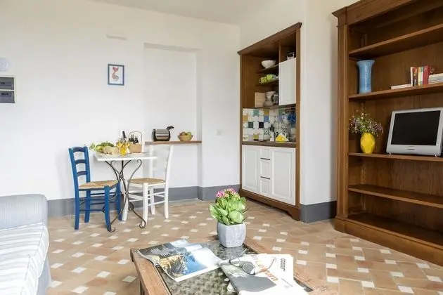 Apart Daire, Ek Bina (Puolo, 200m from the Guest House)