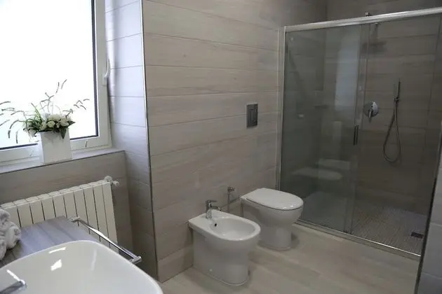 Classic Tek Büyük Yataklı Oda